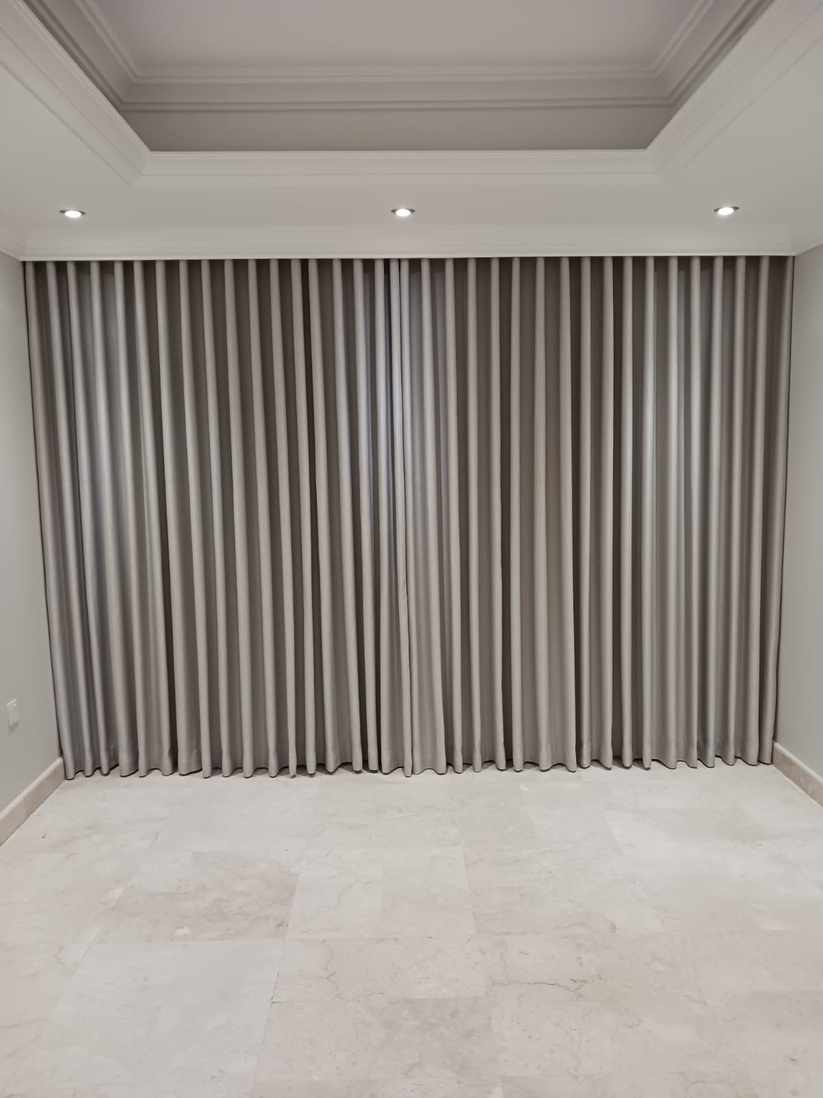 تفصيل الستائر الويفي والعادي